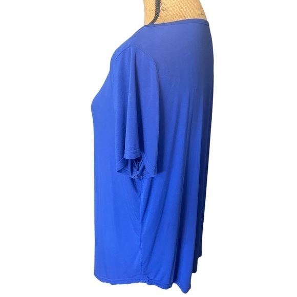 SHEIN Women’s Top V neck with cross | super soft. Size XL. - Picture 2 of 4